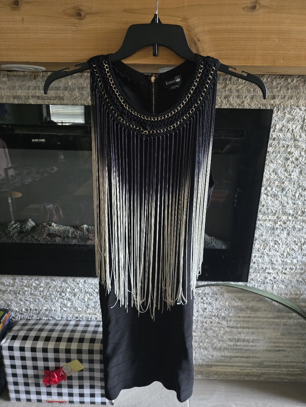 BEBE DRESS